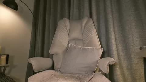 lianewhite online show from 25, 2, 2026