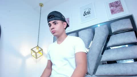 lianfox_ online show from 7, 4, 2026