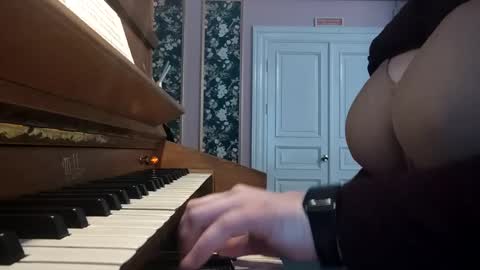 liaorgel online show from 2, 2, 2025