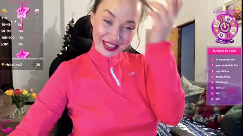 Snapshot of liaquinn chatting on 12, 2, 2025 LiaQuinn online show from 12, 2, 2025