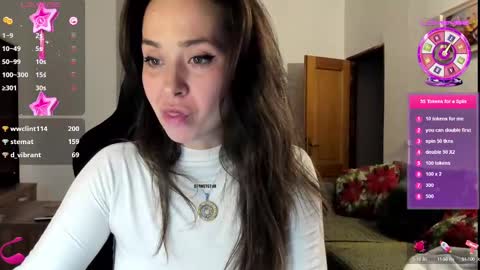 Snapshot of liaquinn chatting on 18, 2, 2025 LiaQuinn online show from 18, 2, 2025