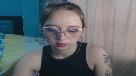 Lia Roberts online show from 24, 1, 2025