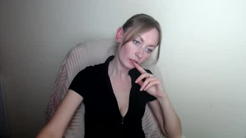Lia online show from 4, 5, 2026