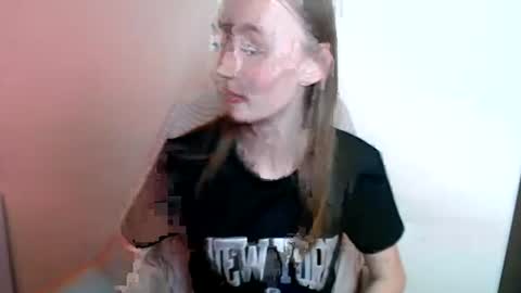 Lia online show from 4, 7, 2026