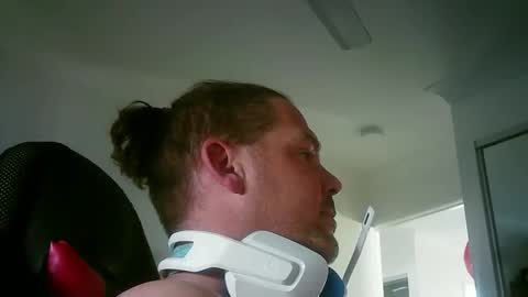 Snapshot of lickitwell29 chatting on 6, 4, 2026 lickitwell29 online show from 6, 4, 2026