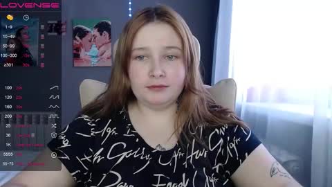 light_lunaa online show from 8, 2, 2026