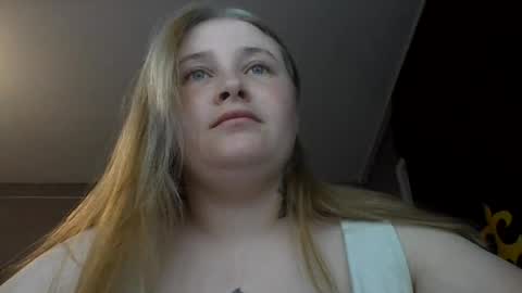 light_lunaa online show from 27, 6, 2026