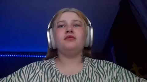 light_lunaa online show from 29, 6, 2026