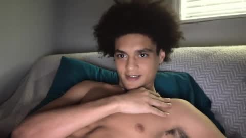 Snapshot of lightskinwithgirth chatting on 2, 4, 2026 lightskinwithgirth online show from 2, 4, 2026