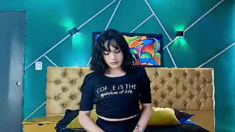 Snapshot of liiaa_sweett_ chatting on 23, 6, 2026 Liiaa Sweett online show from 23, 6, 2026