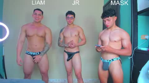 liiam_jesus online show from 19, 7, 2026