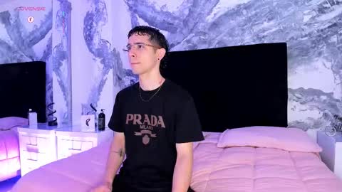 L I I A M online show from 3, 3, 2026