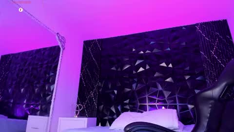 L I I A M online show from 14, 3, 2026