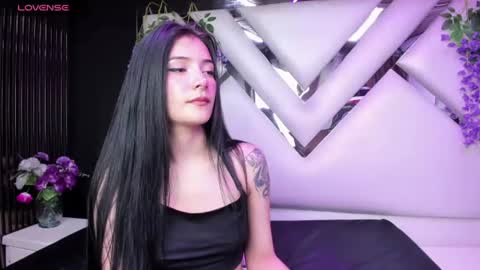 Snapshot of liinzy_rouse chatting on 30, 7, 2026 Brittany online show from 30, 7, 2026
