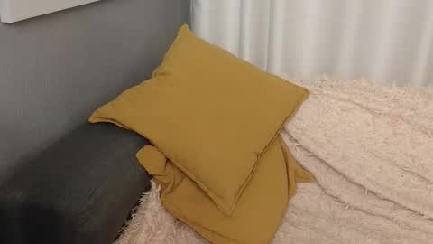 Snapshot of lika_haris chatting on 9, 10, 2025 Lika online show from 9, 10, 2025