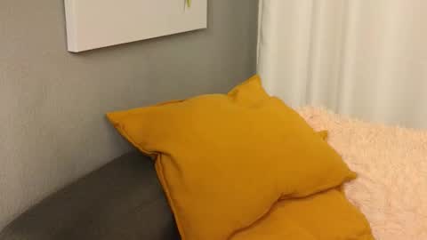 Snapshot of lika_haris chatting on 10, 10, 2025 Lika online show from 10, 10, 2025