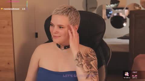 likaaberry online show from 28, 11, 2025