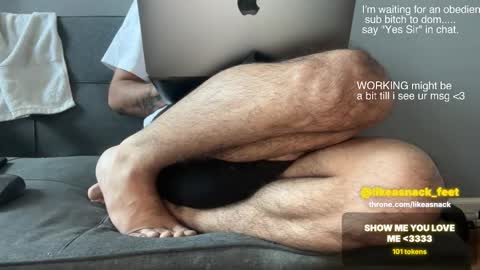 Snapshot of likeasnack chatting on 13, 11, 2025 likeasnack online show from 13, 11, 2025