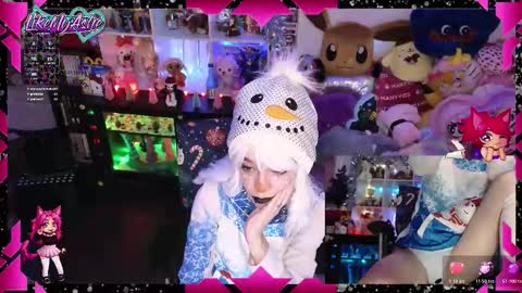 Snapshot of likemyashe chatting on 19, 12, 2025 LikeMyAshe online show from 19, 12, 2025