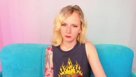 Snapshot of likilip chatting on 10, 10, 2025 likilip online show from 10, 10, 2025