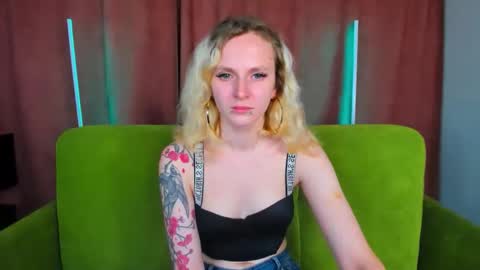 Snapshot of likilip chatting on 5, 11, 2025 likilip online show from 5, 11, 2025