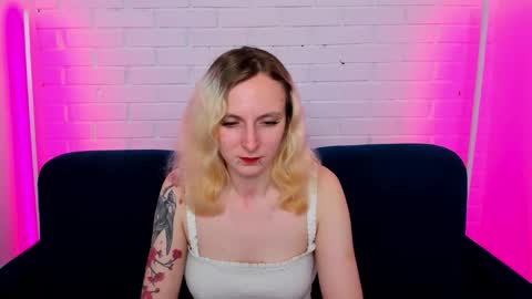 Snapshot of likilip chatting on 7, 11, 2025 likilip online show from 7, 11, 2025