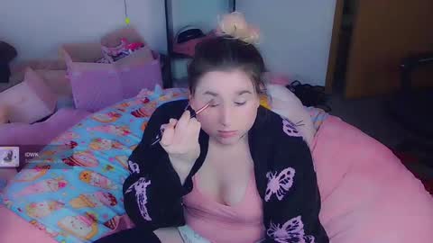 Snapshot of lil_alison_heart chatting on 24, 2, 2025 Lil Alison Heart online show from 24, 2, 2025