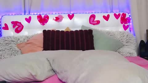 Lil Bella G online show from 21, 2, 2025