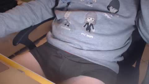 Snapshot of lil_j_ chatting on 18, 10, 2025 lil_j_ online show from 18, 10, 2025