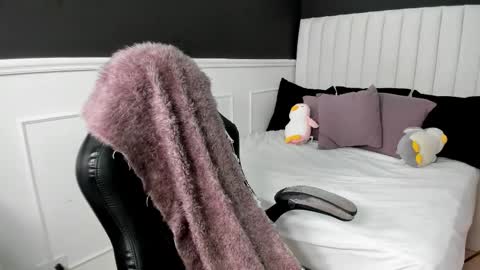 Lila  online show from 12, 3, 2026