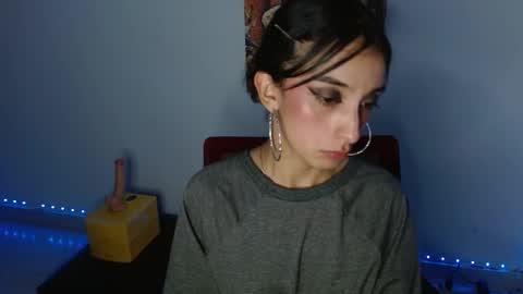 Snapshot of lil_lisaa chatting on 12, 12, 2024 Lisaa online show from 12, 12, 2024