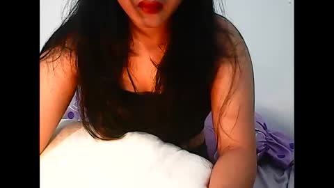 lil_sweetgirl4u online show from 1, 2, 2025