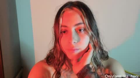 Snapshot of lila_herz chatting on 27, 2, 2025 Ren online show from 27, 2, 2025