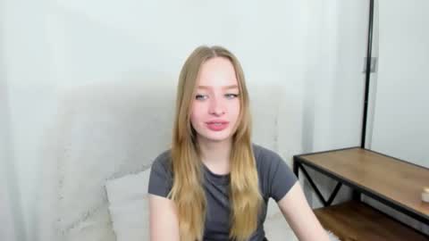 Snapshot of liladesire chatting on 24, 1, 2025 LiliaDesire online show from 24, 1, 2025