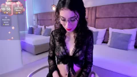 Lilah online show from 6, 3, 2025