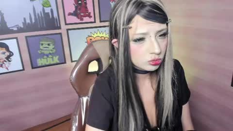 Snapshot of lilameow222 chatting on 11, 7, 2026 Lila online show from 11, 7, 2026