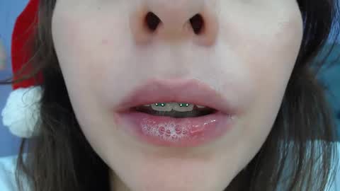 Snapshot of lilasuni chatting on 4, 12, 2024 Lilasuni online show from 4, 12, 2024