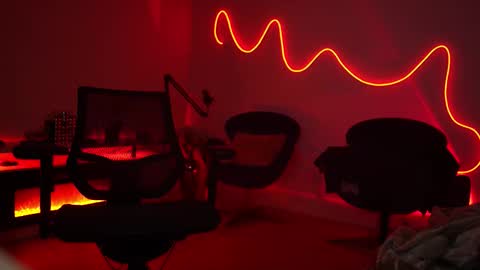 Rebecca online show from 26, 2, 2026