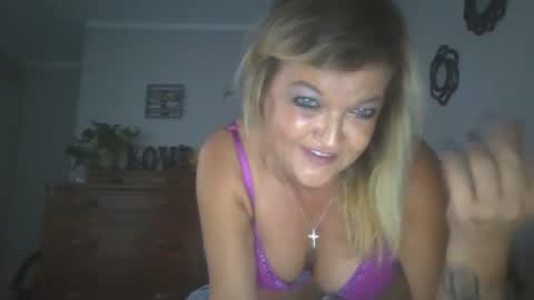 lilblonde412 online show from 16, 9, 2025