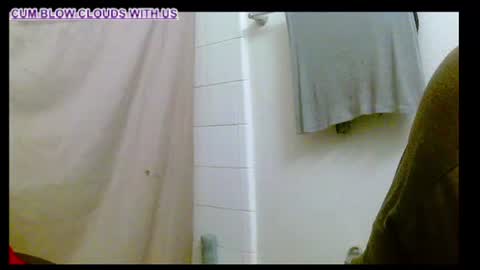 lilbratty_clouds_ogpuffdragon online show from 15, 1, 2026