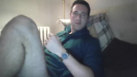 Snapshot of lilbrohhh chatting on 17, 10, 2025 lilbrohhh online show from 17, 10, 2025