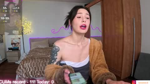 Camomile Lil online show from 9, 4, 2026