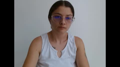 Snapshot of lilcoralinne_0 chatting on 13, 5, 2026 Valeri Villalobos IG villa lobosvaleri online show from 13, 5, 2026