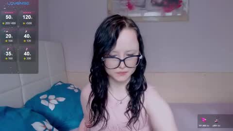 Nika and Lori online show from 28, 1, 2025