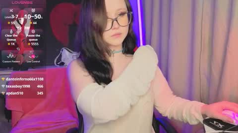 Nika and Lori online show from 22, 9, 2025