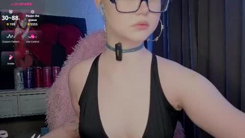 Nika and Lori online show from 27, 7, 2026