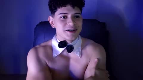 Snapshot of lilhotnando chatting on 14, 10, 2025 Fernando online show from 14, 10, 2025