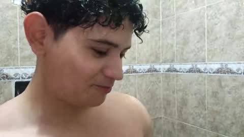 Snapshot of lilhotnando chatting on 28, 11, 2025 Fernando online show from 28, 11, 2025