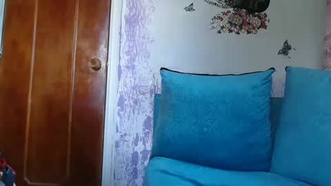 Snapshot of lilhy_mcfly chatting on 1, 2, 2025 lilieth online show from 1, 2, 2025