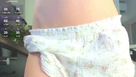 lili__roze_ online show from 2, 7, 2026
